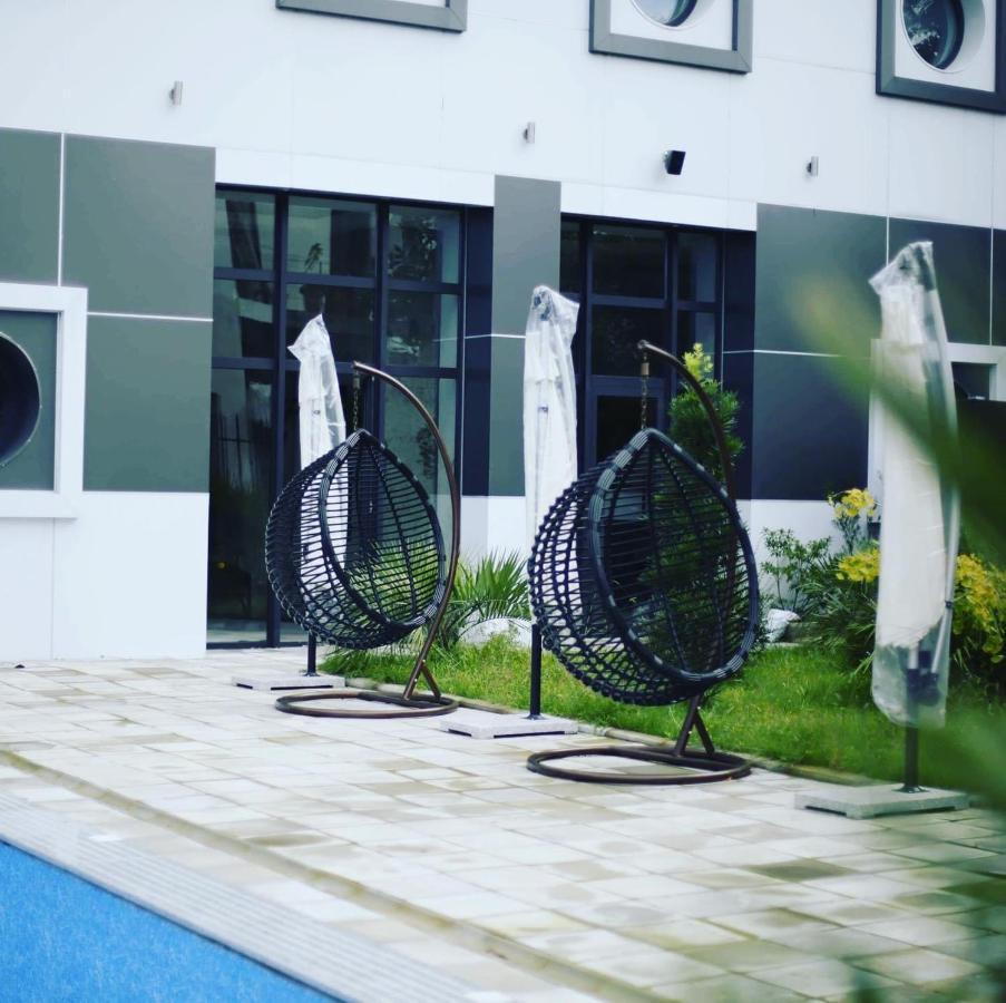 Otakhebi Hotel Sarpi Eksteriør billede